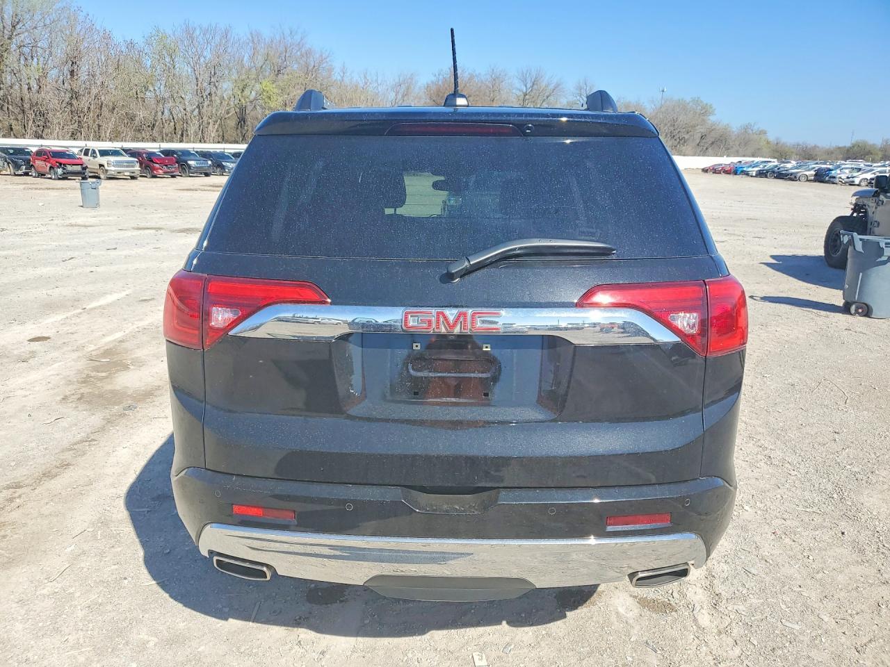 2019 GMC Acadia Denali - Image 6