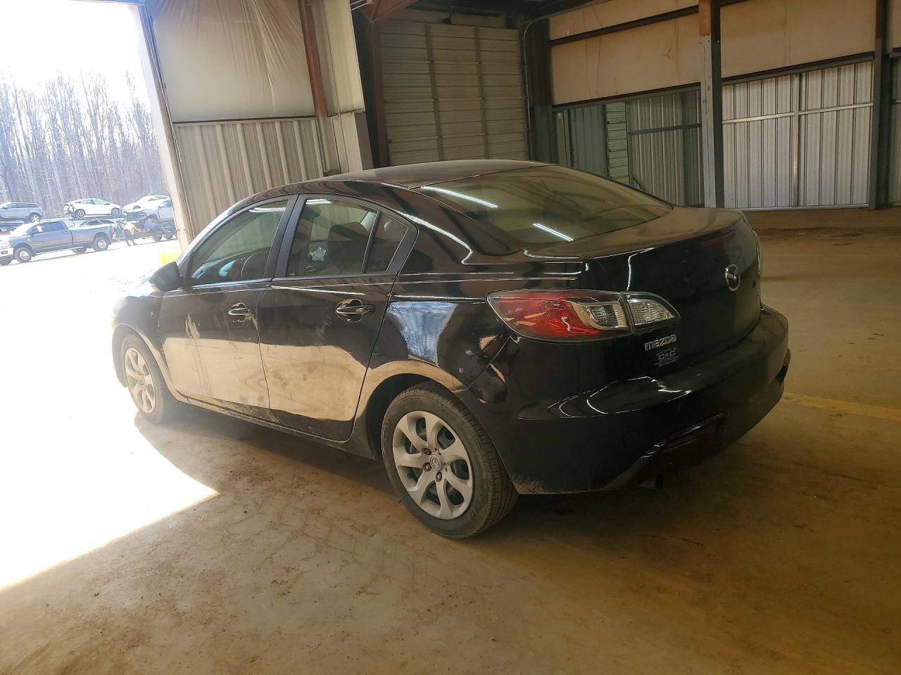 2011 Mazda 3 I - Фото 2