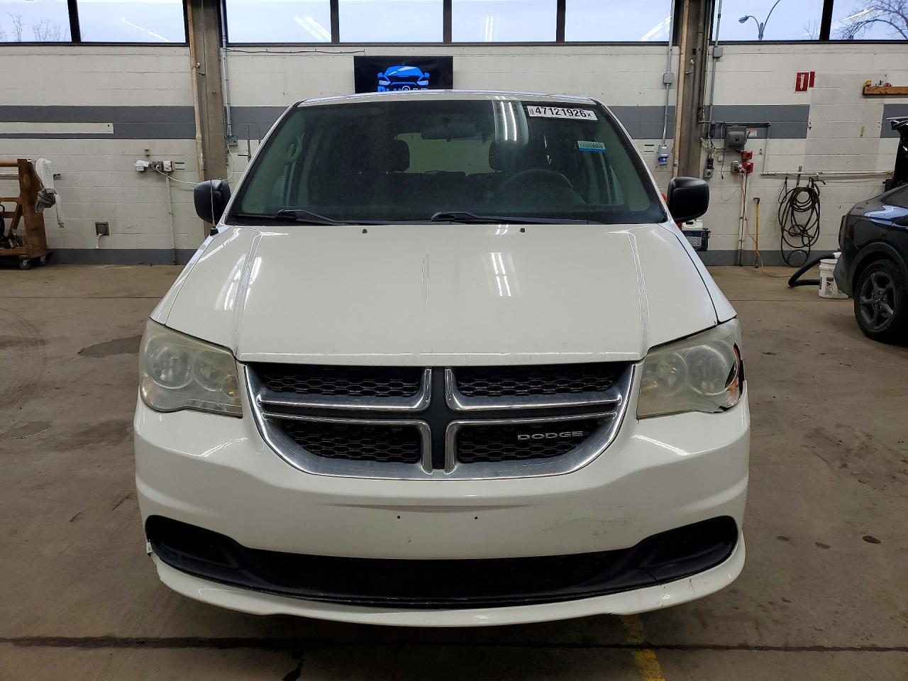 2011 Dodge Grand Caravan Express - Фото 5