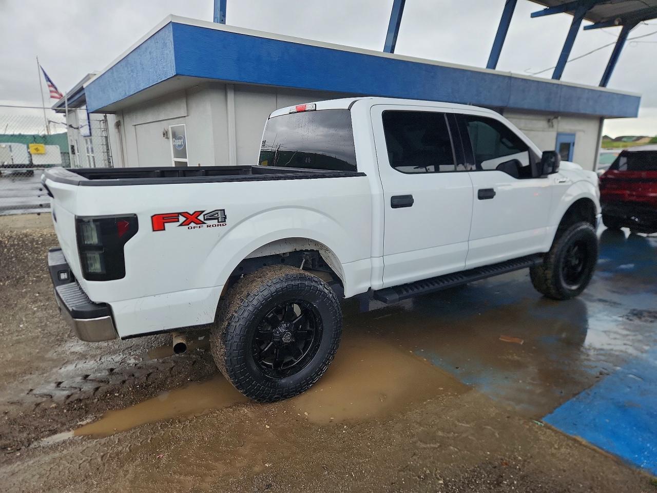 2019 Ford F150 Supercrew - Фото 3