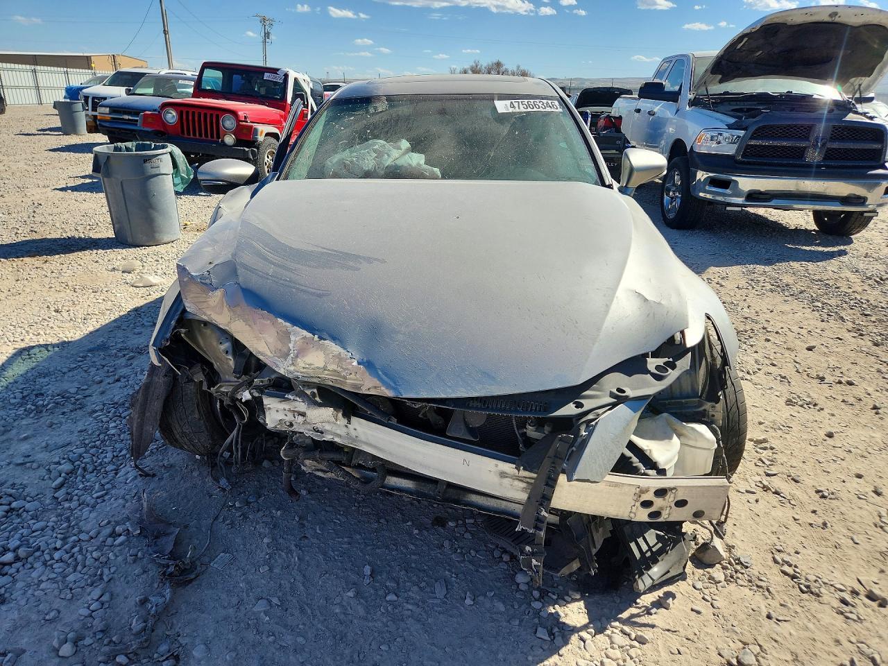 2016 Lexus Is 200T Base - Image 5