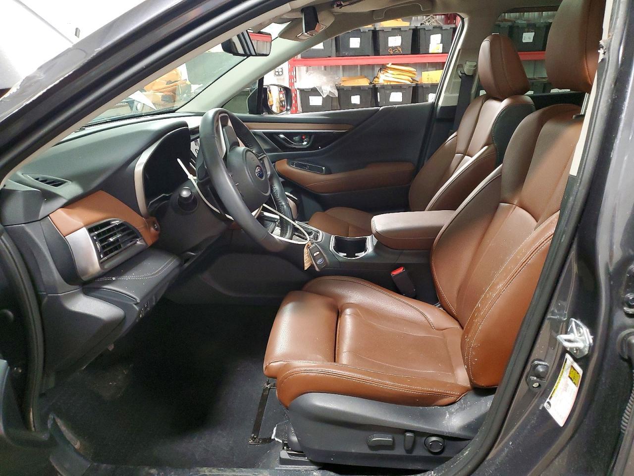 2022 Subaru Outback Touring - Image 7