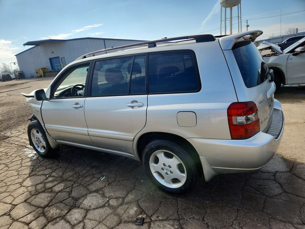 2005 Toyota Highlander Limited - Image 2