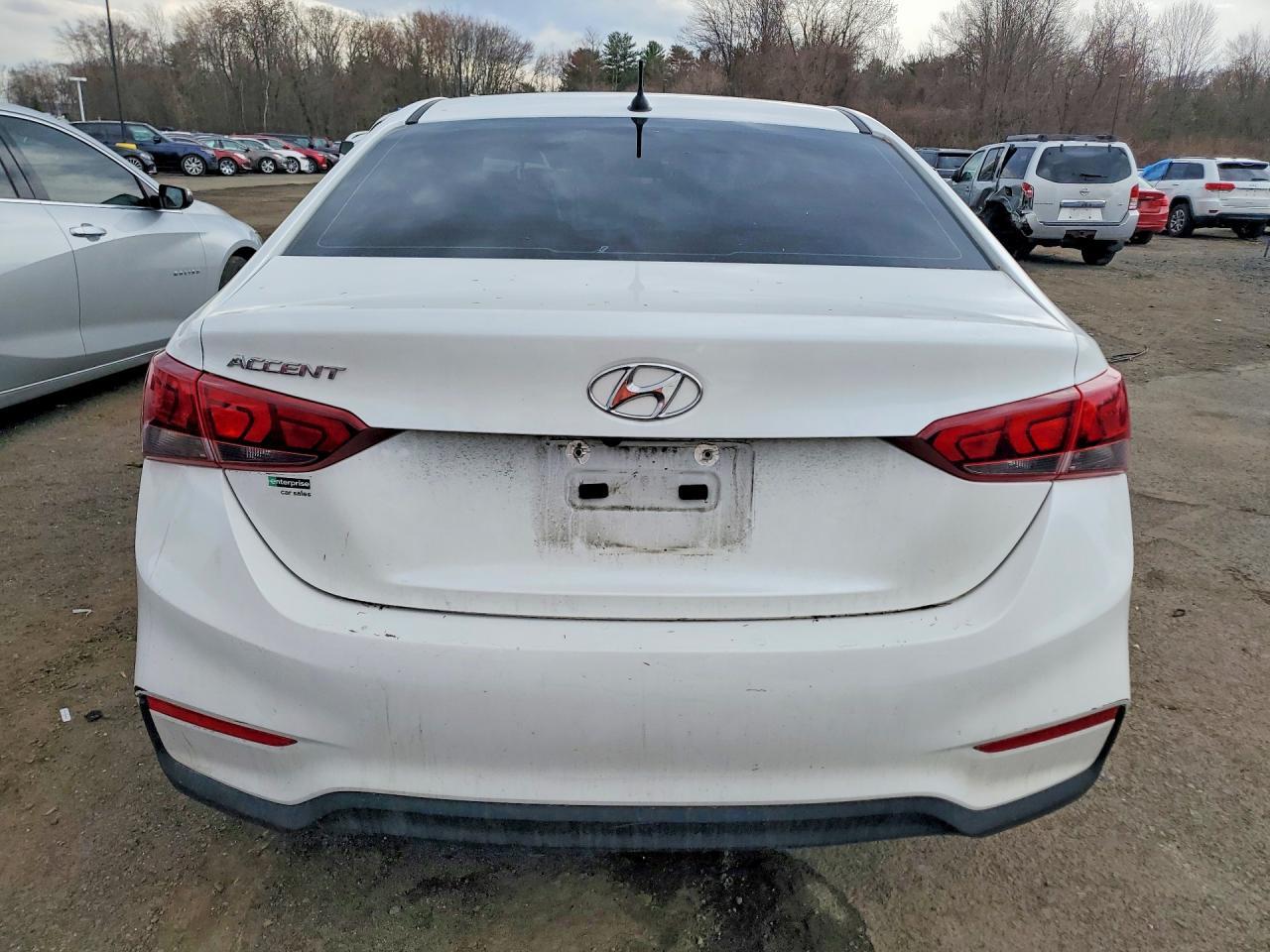 2020 Hyundai Accent Se - Фото 6