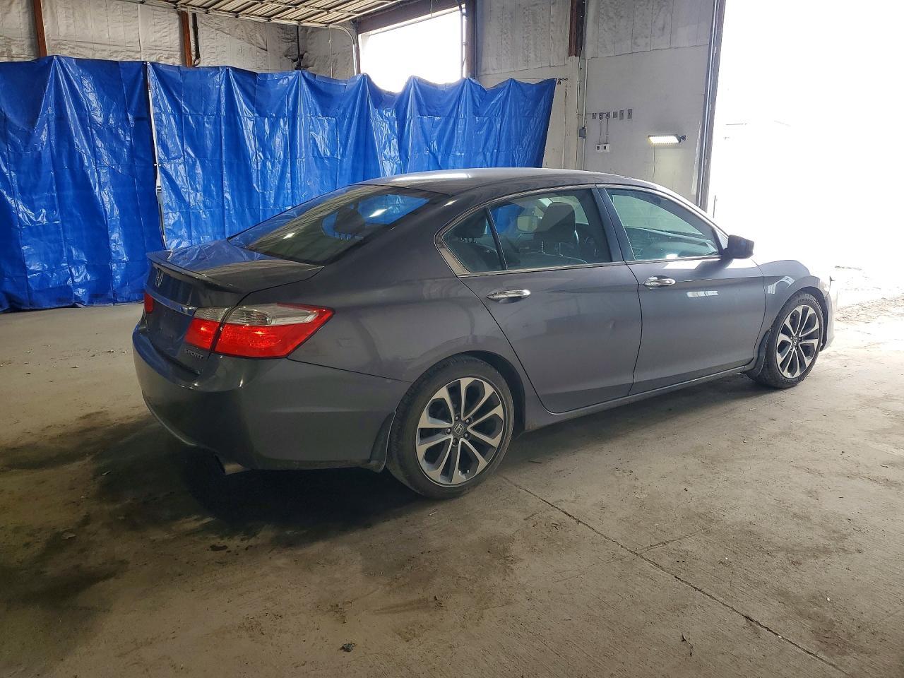 2014 Honda Accord Sport - Image 3
