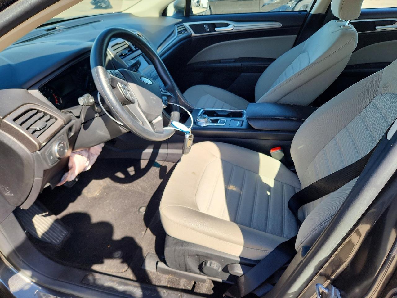 2019 Ford Fusion S - Image 7