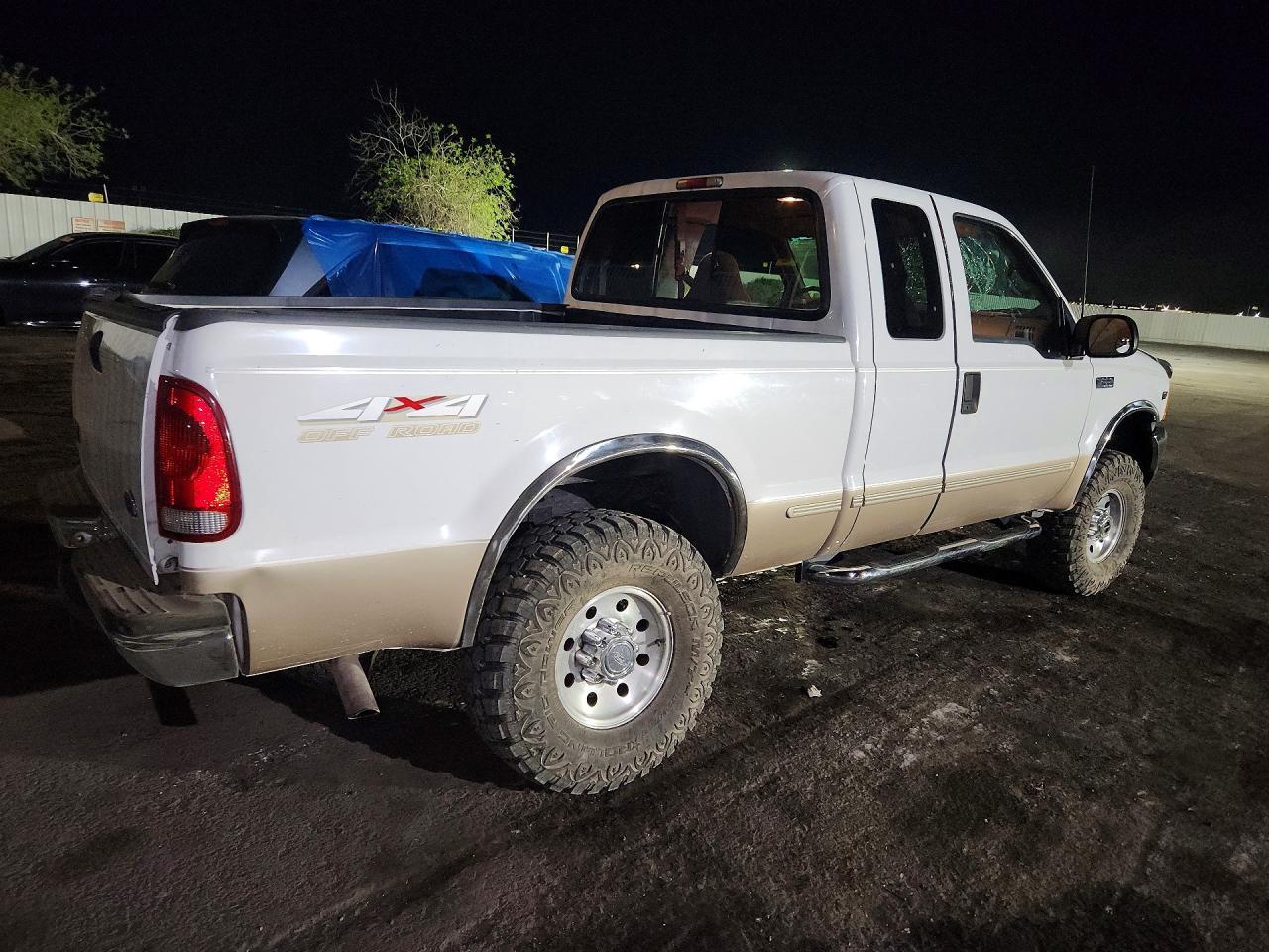 1999 Ford F250 Super Duty - Image 3