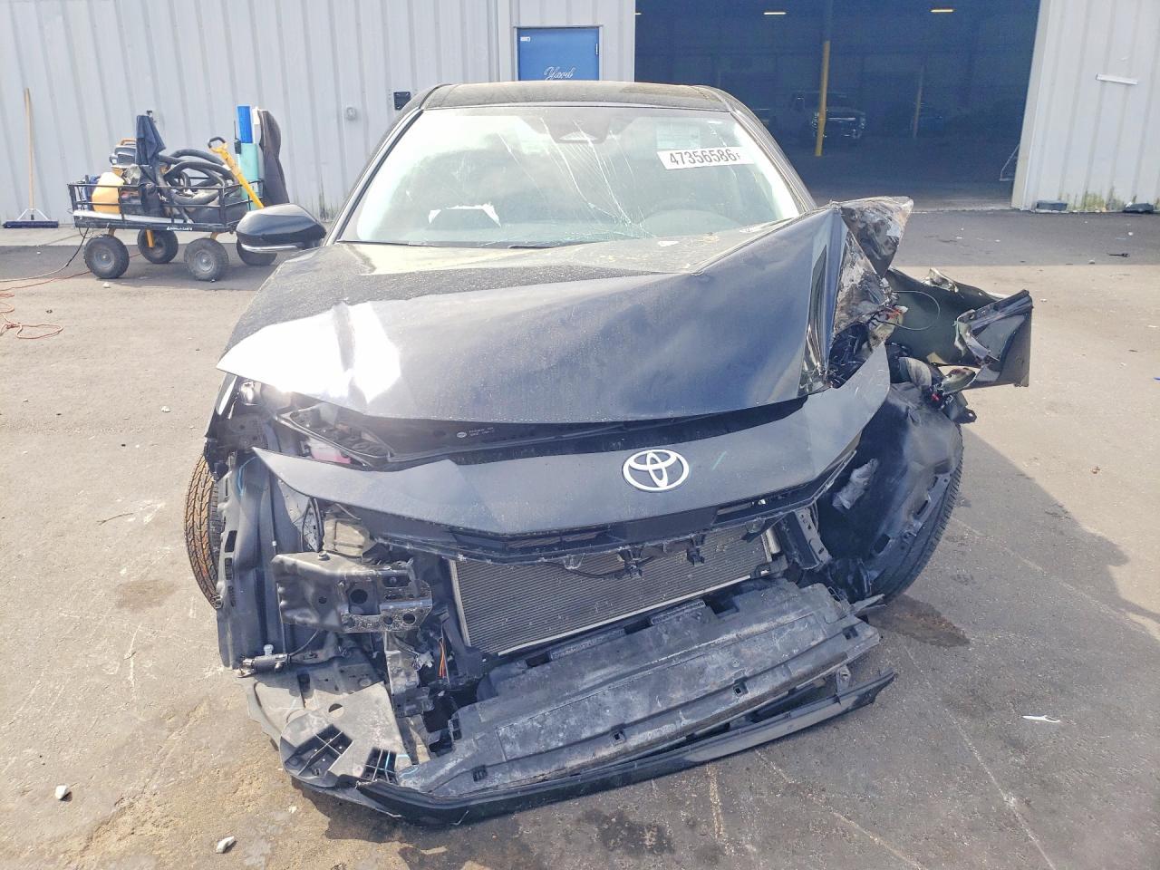 2025 Toyota Camry Le - Image 5