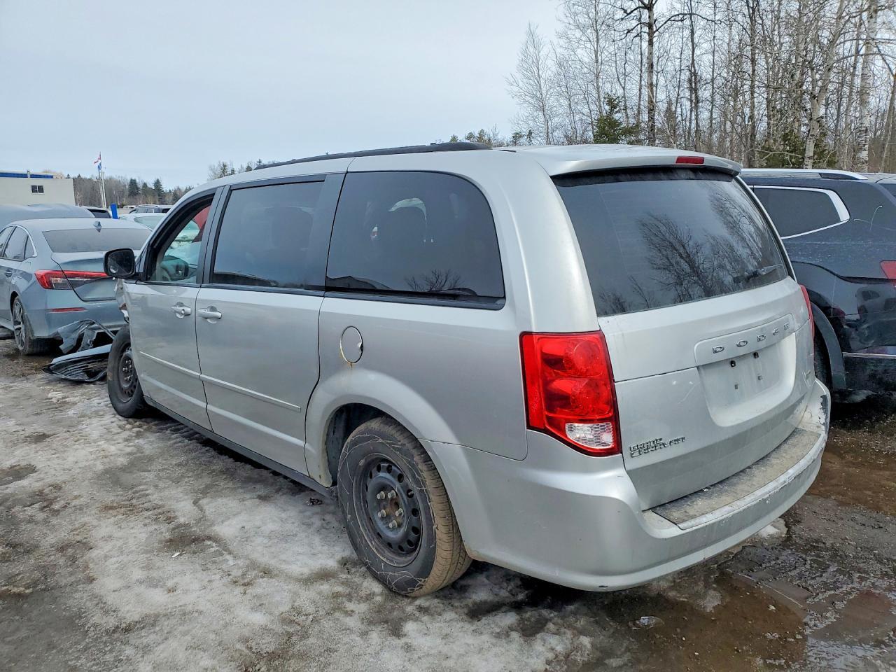 2011 Dodge Grand Caravan Express - Image 2