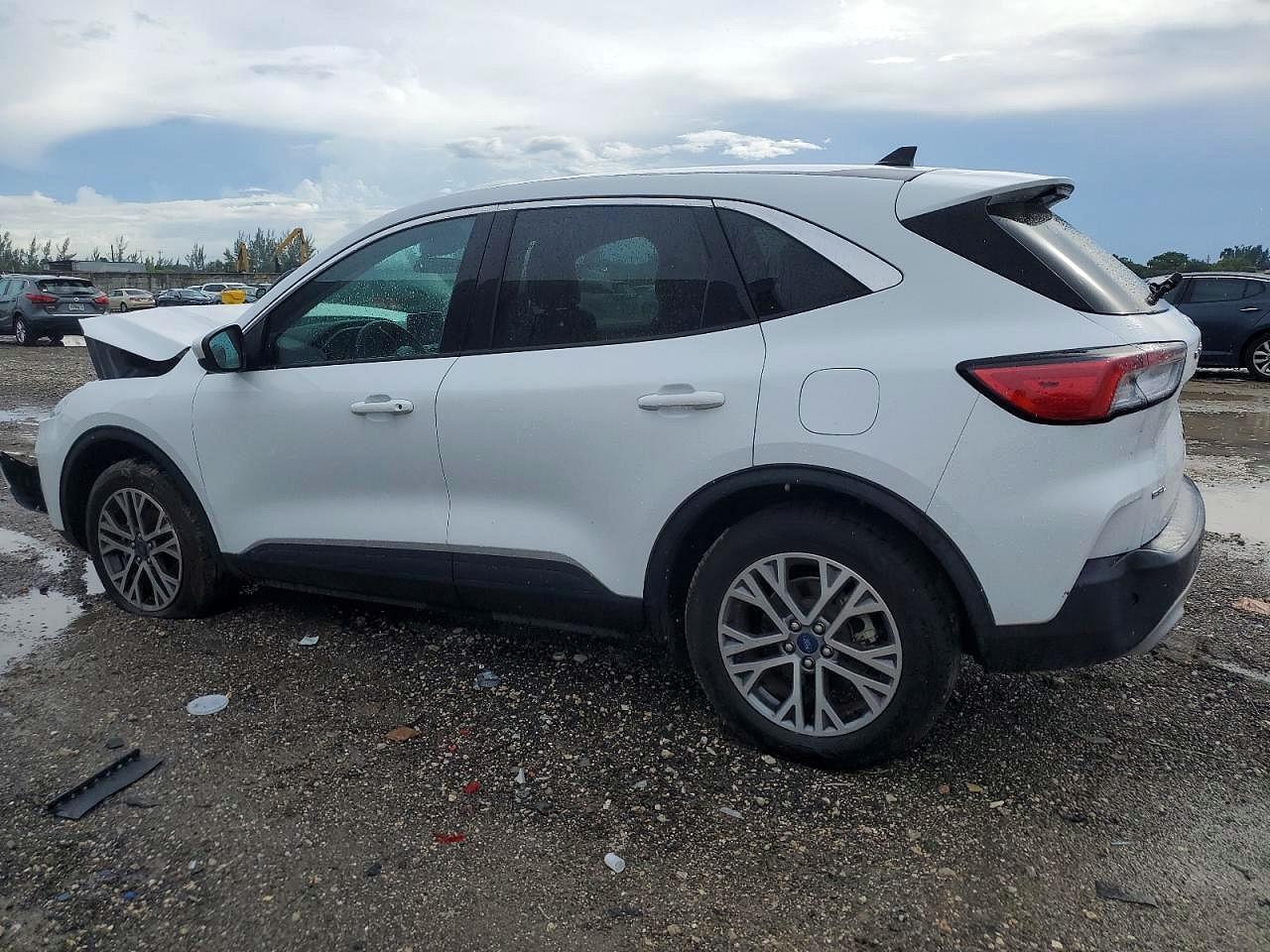 2022 Ford Escape Sel - Фото 2