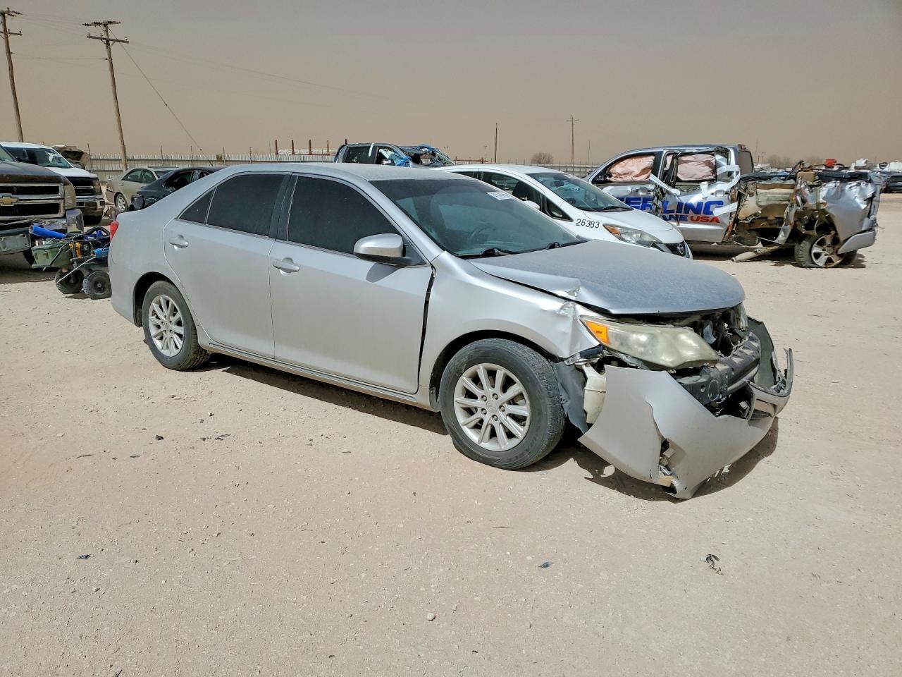 2012 Toyota Camry Le - Фото 4