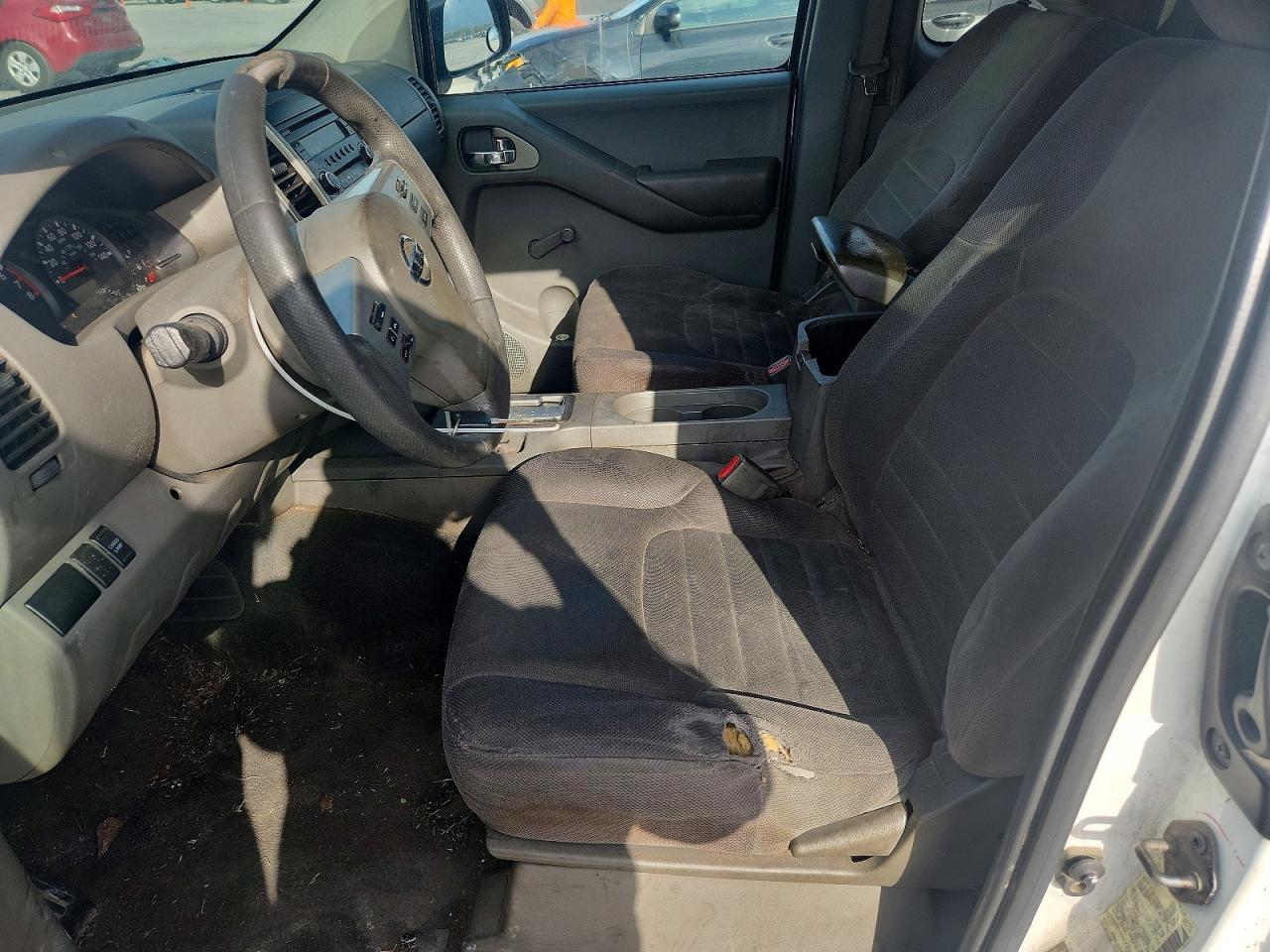 2014 Nissan Frontier S - Фото 7