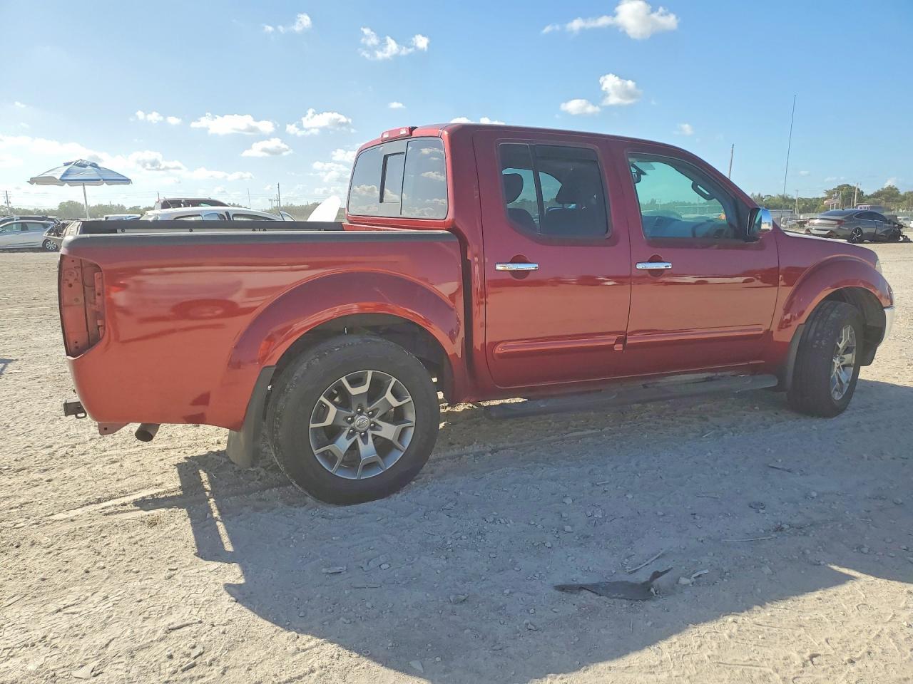 2019 Nissan Frontier Sl - Image 3