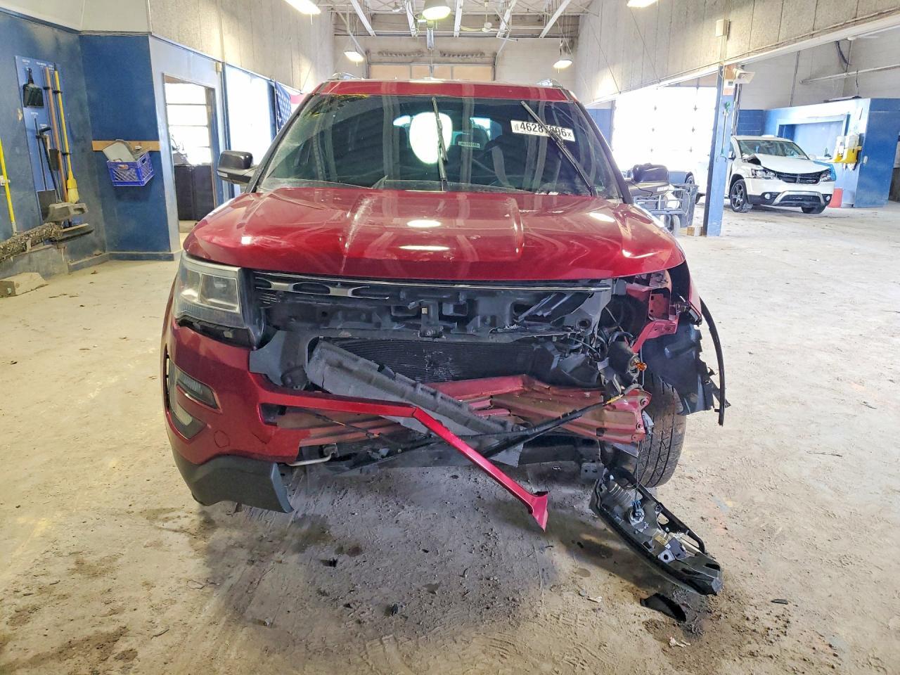 2017 Ford Explorer Xlt - Фото 5