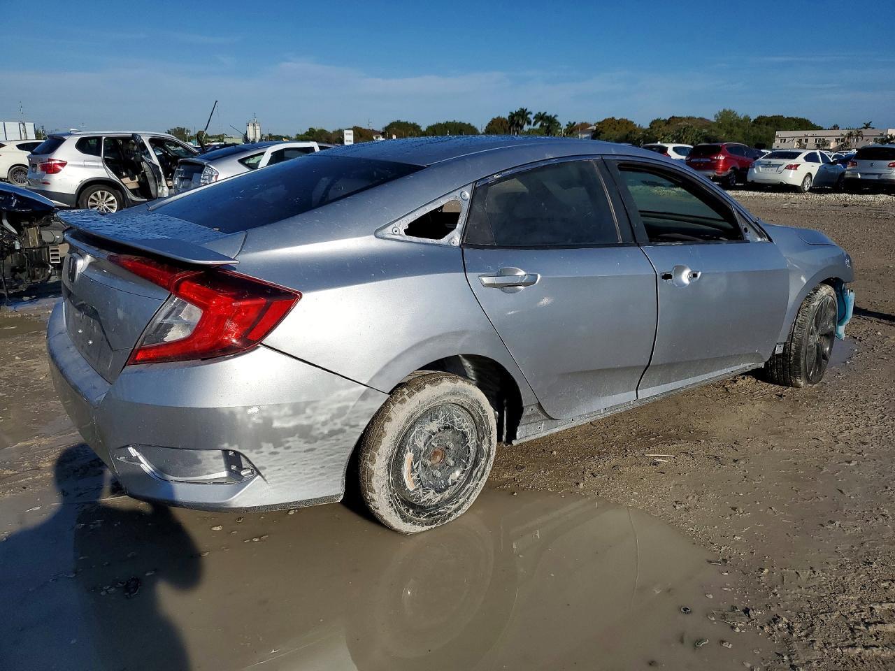 2020 Honda Civic Sport - Фото 3