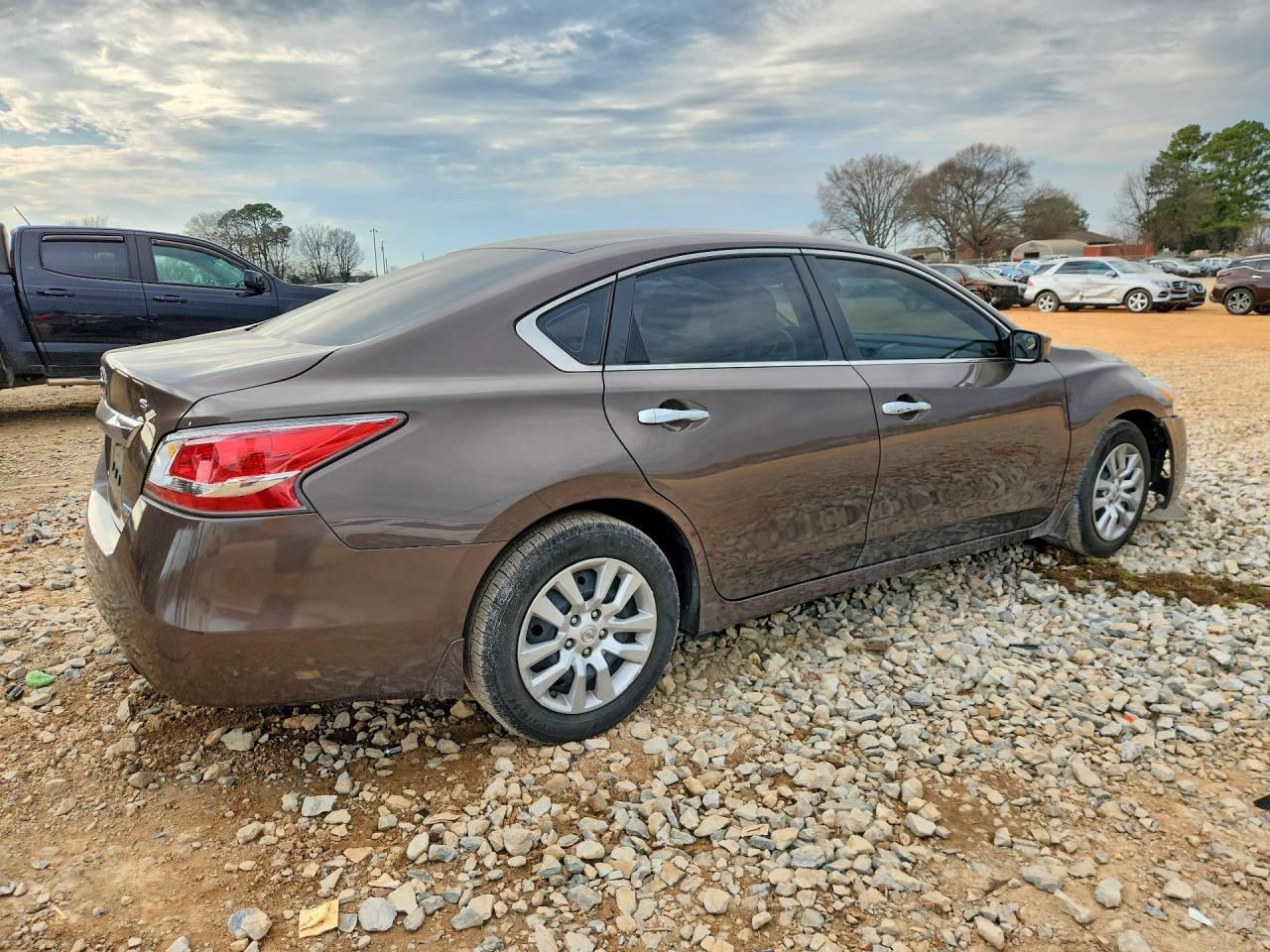 2014 Niss Altima - Фото 3