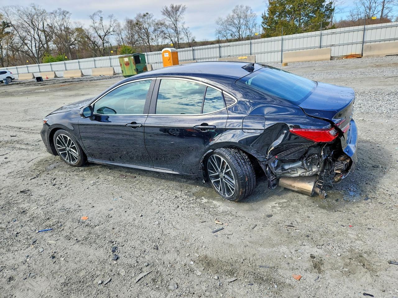 2025 Toyota Camry Xle - Image 2