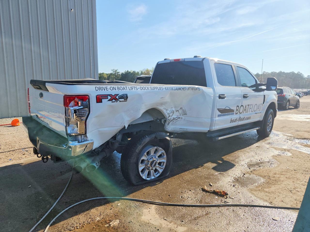 2022 Ford F250 Super Duty - Фото 3