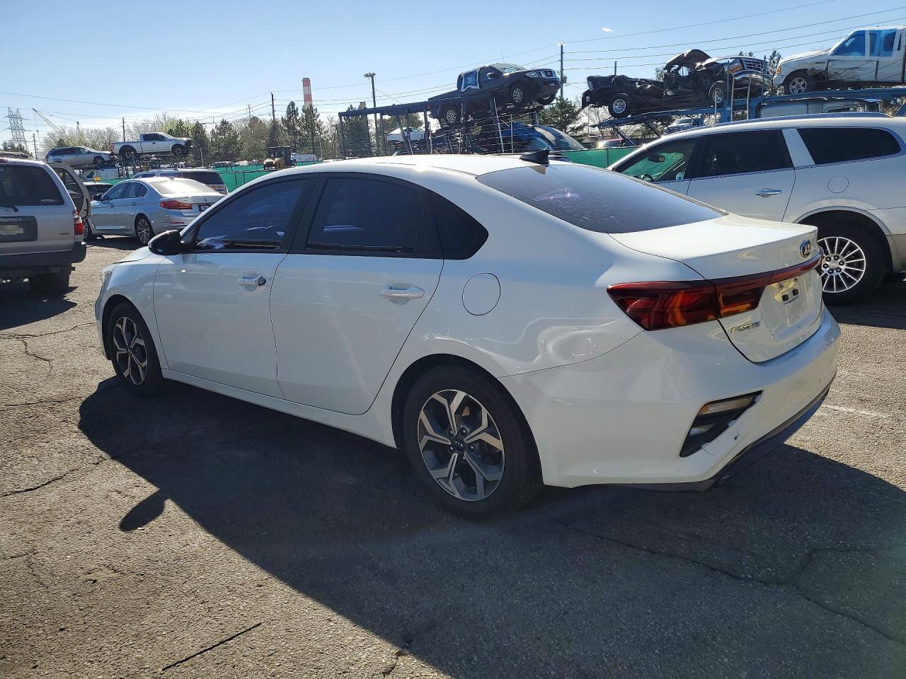 2020 Kia Forte Lxs - Image 2
