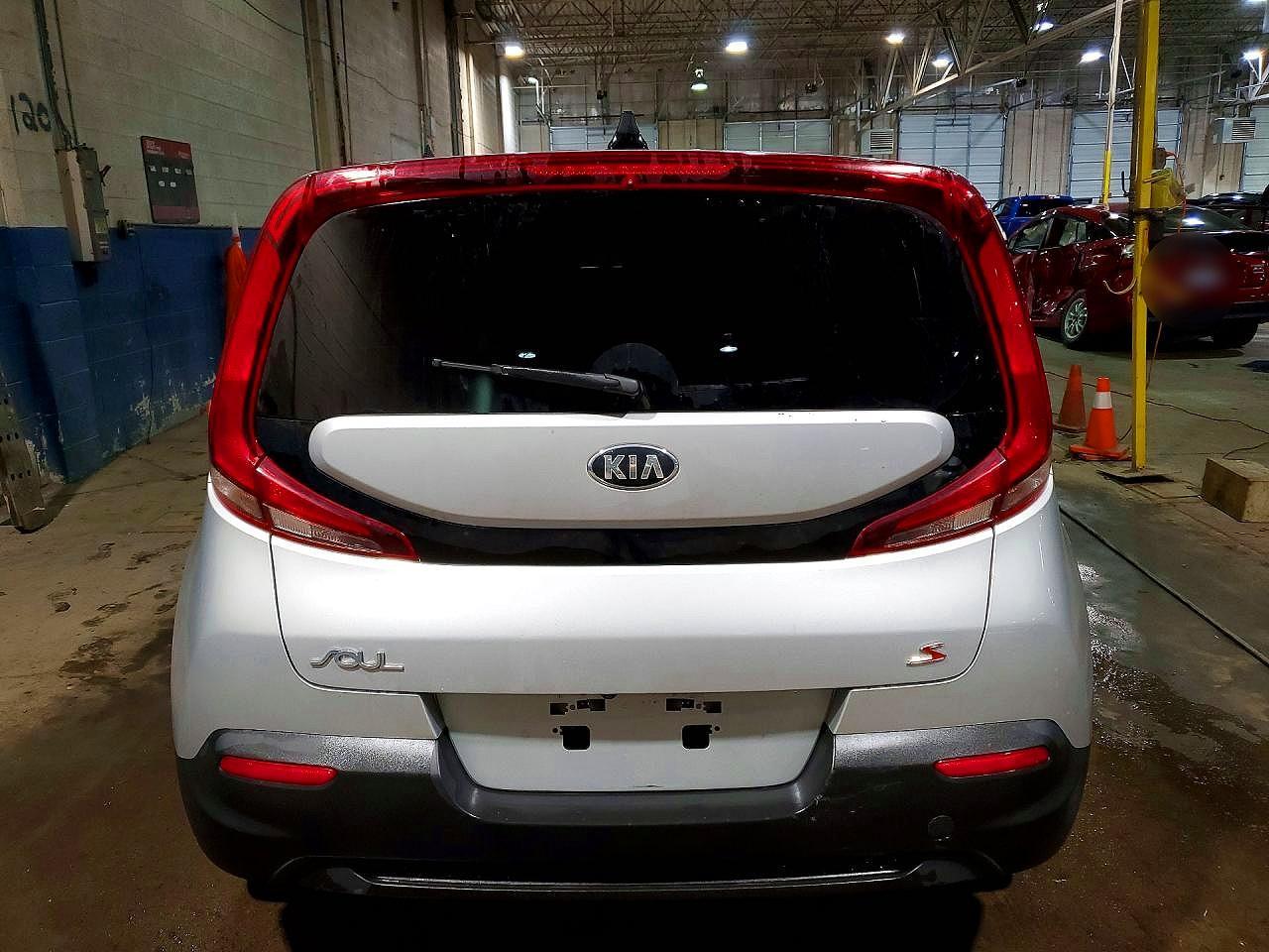 2020 Kia Soul S - Фото 6