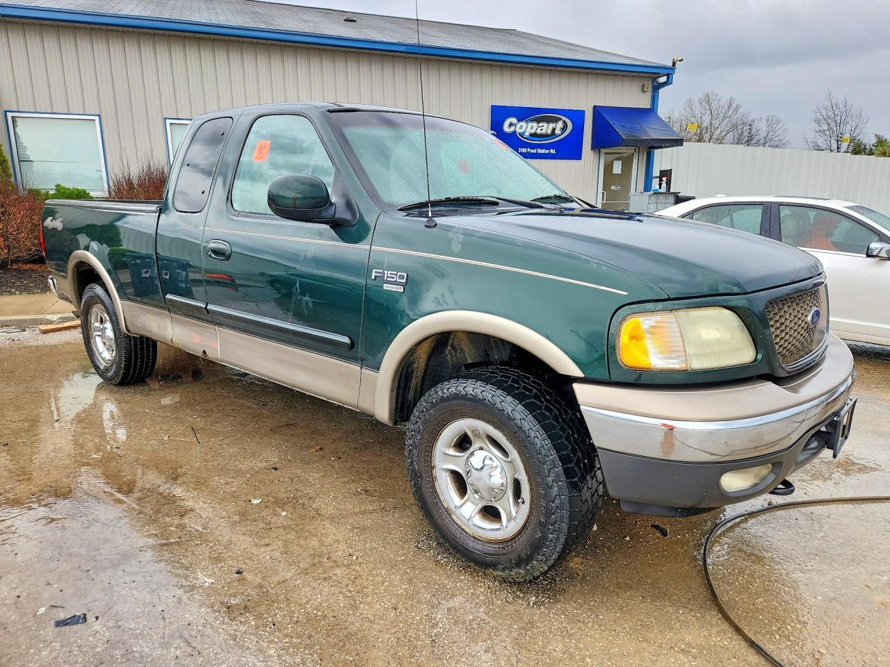 2002 Ford F150 - Image 4
