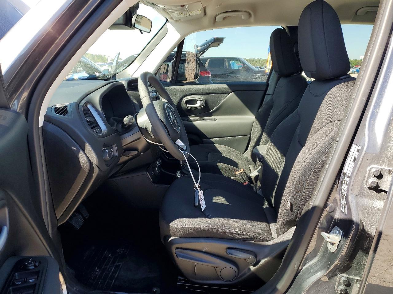 2023 Jeep Renegade Latitude - Фото 7