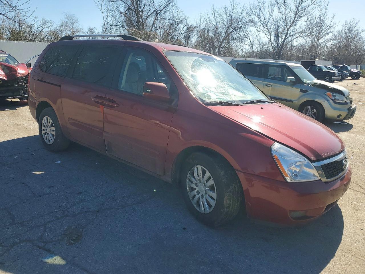 2011 Kia Sedona Lx - Фото 4