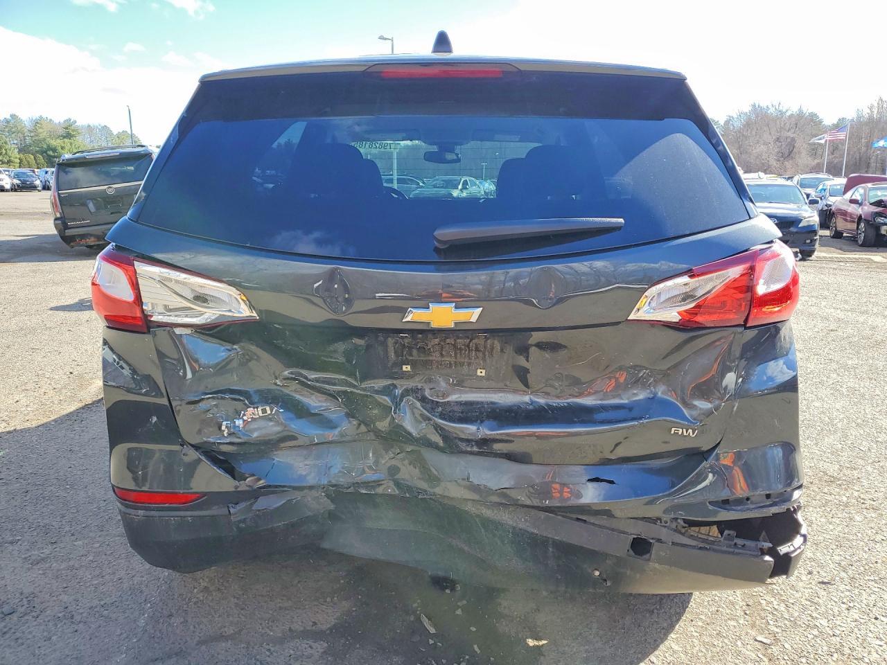 2021 Chevrolet Equinox Ls - Image 6