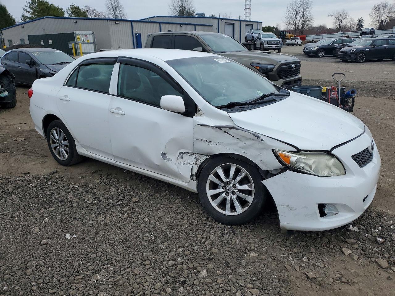 2009 Toyota Corolla Le - Image 4