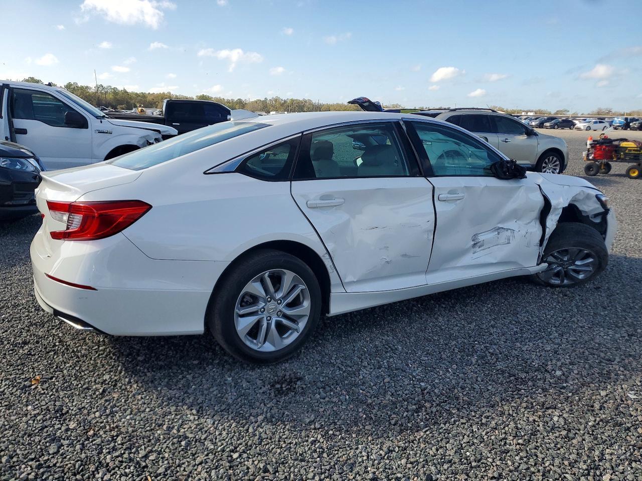 2020 Honda Accord Lx - Фото 3