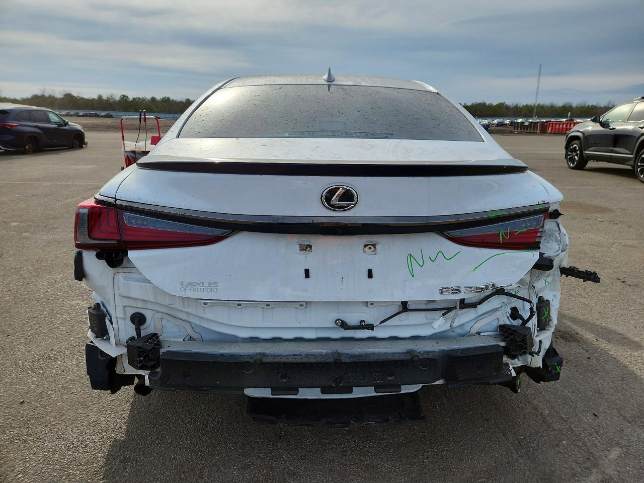 2025 Lexus Es 350 F Sport Handling - Фото 6