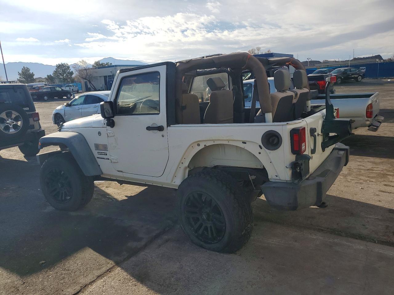 2010 Jeep Wranger - Фото 2