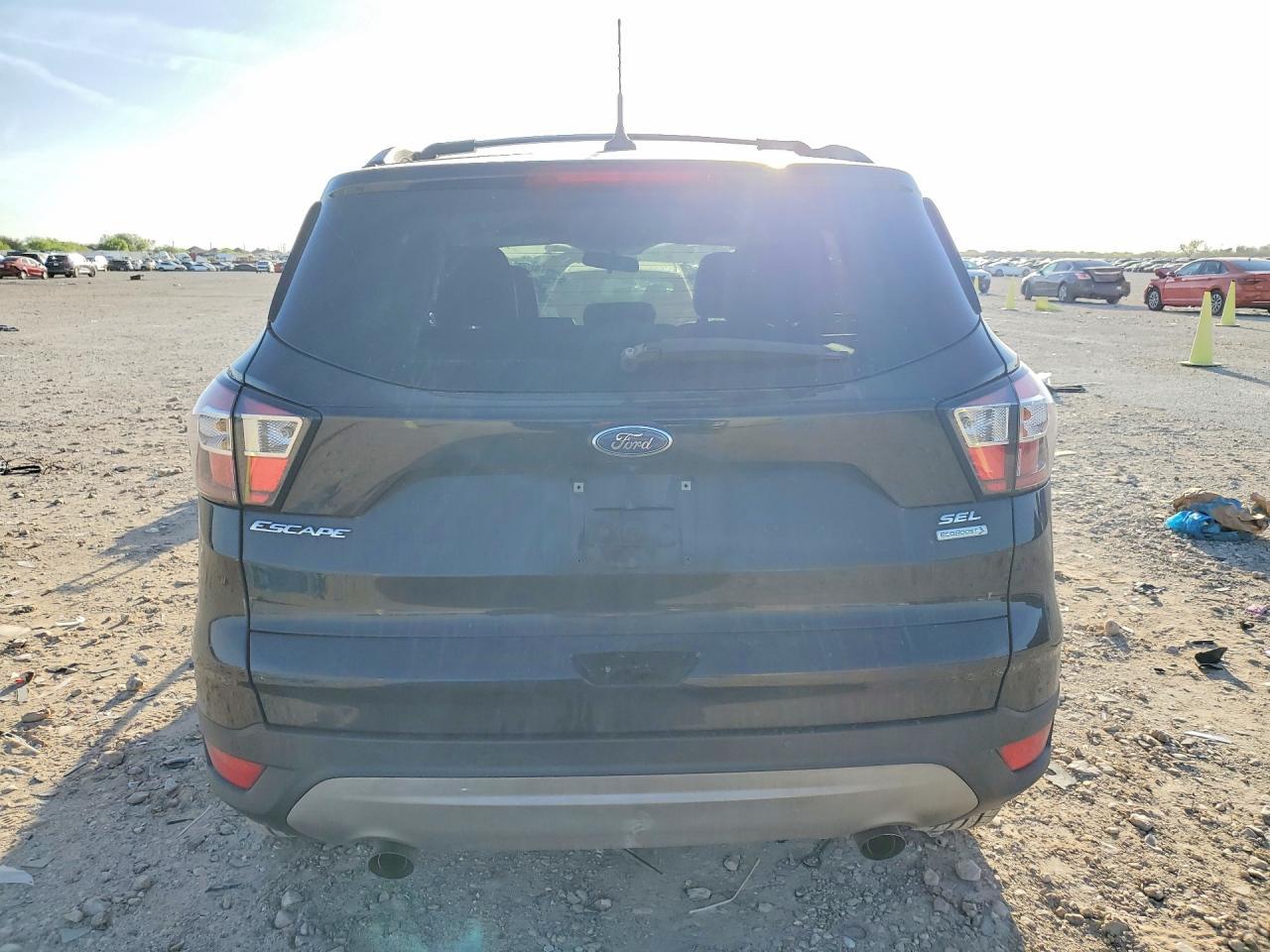 2018 Ford Escape Sel - Image 6