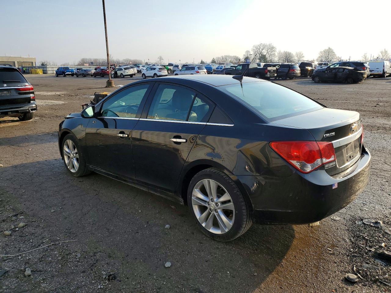2012 Chevrolet Cruze Ltz - Image 2