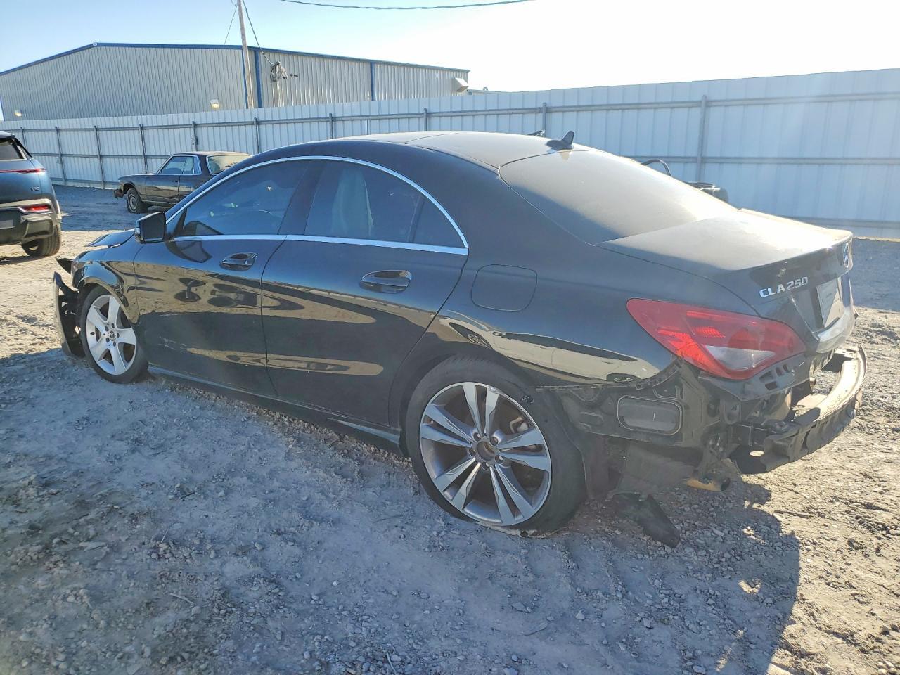 2019 Mercedes-Benz Cla 250 - Фото 2
