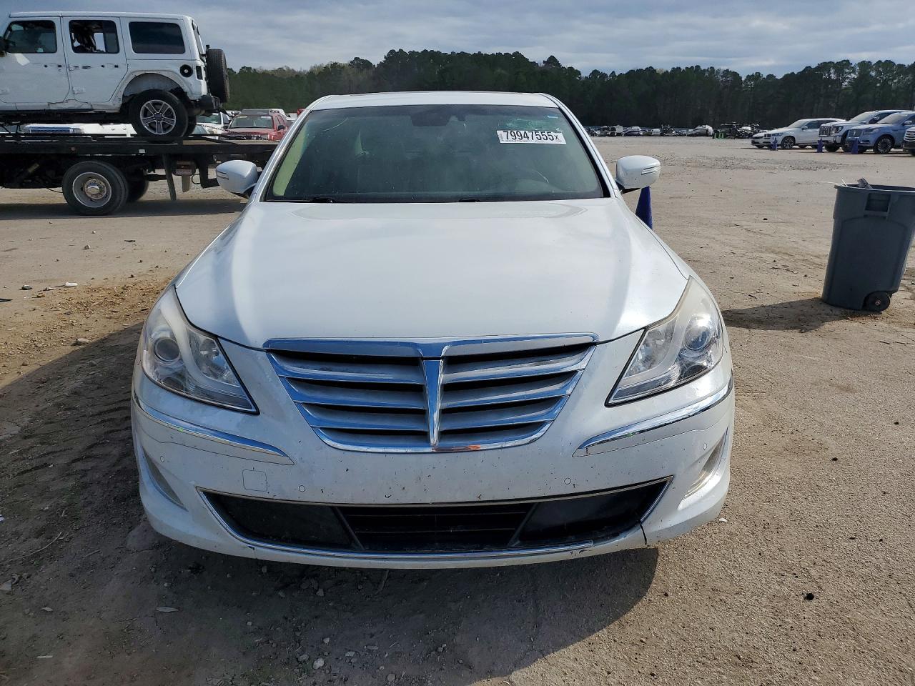 2013 Hyundai Genesis 3.8L - Image 5