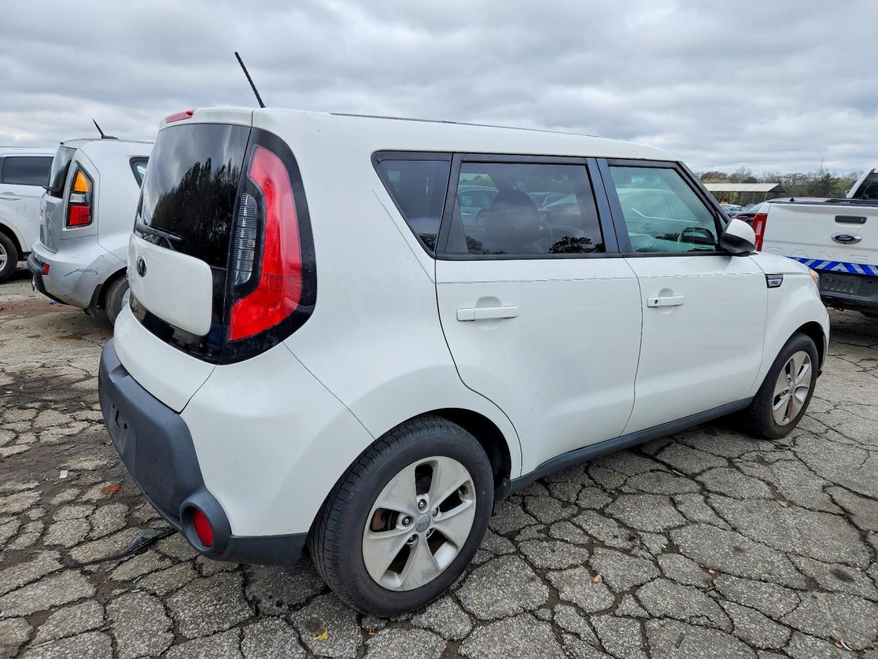 2016 Kia Soul Base - Фото 3