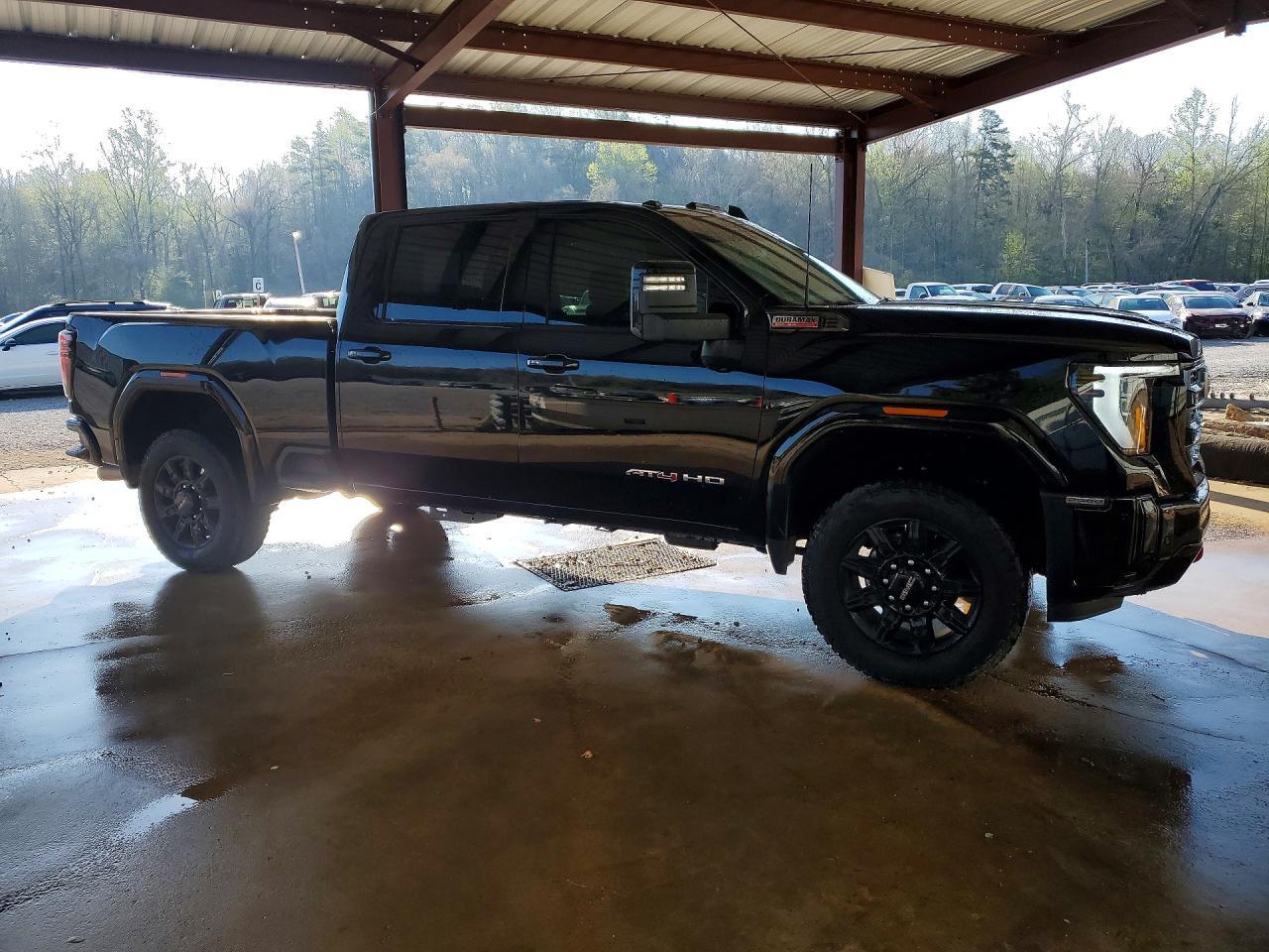 2025 GMC Sierra K2500 At4 - Image 4