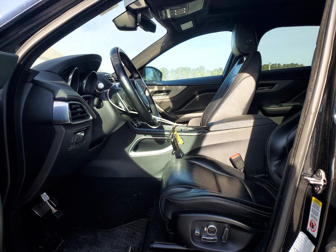 2020 Jaguar F-Pace S V6 - Image 7