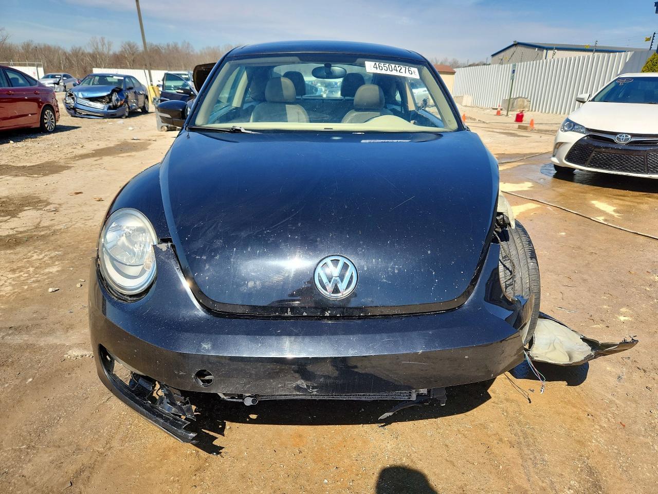 2013 Volkswagen Beetle - Фото 5