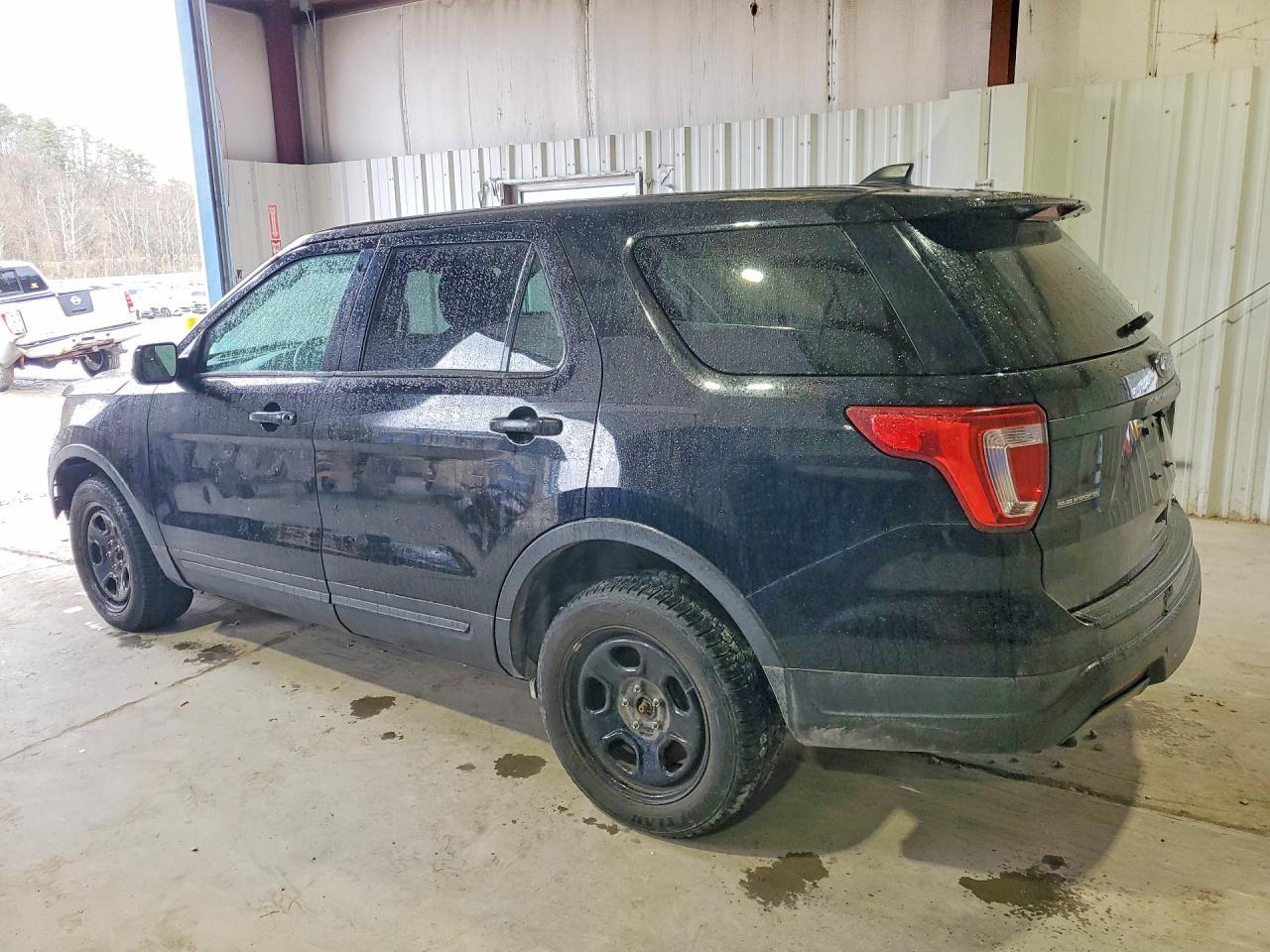 2018 Ford Explorer Police Interceptor - Фото 2