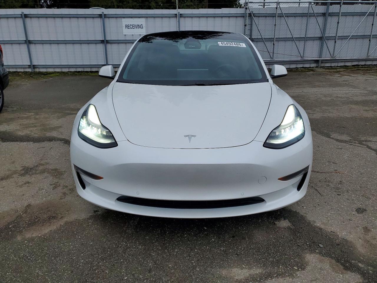 2021 Tesla Model 3 - Image 5