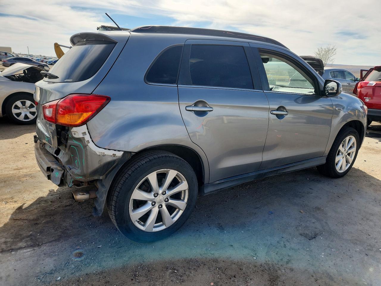 2015 Mitsubishi Outlander Sport Se - Image 3