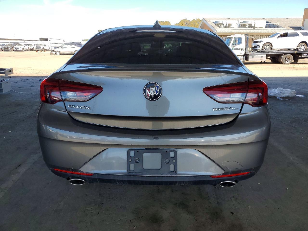 2018 Buick Regal Essence - Фото 6