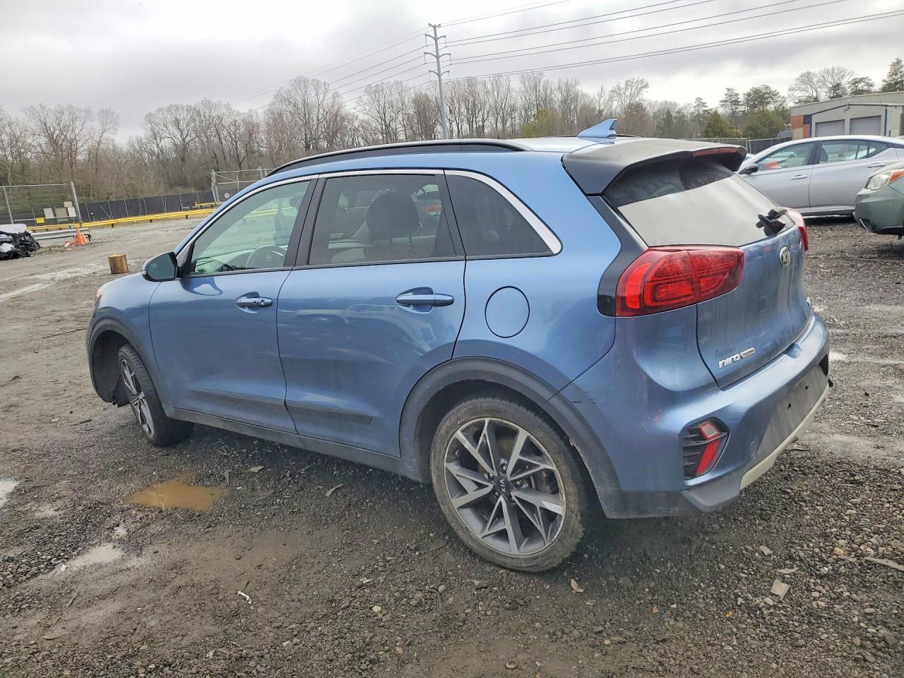 2020 Kia Niro Touring Special Edition - Image 2