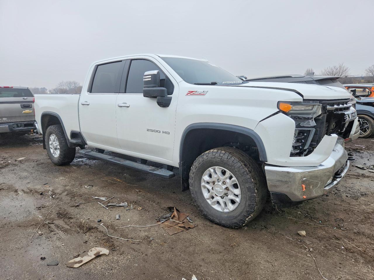 2020 Chevrolet Silverado - Фото 4