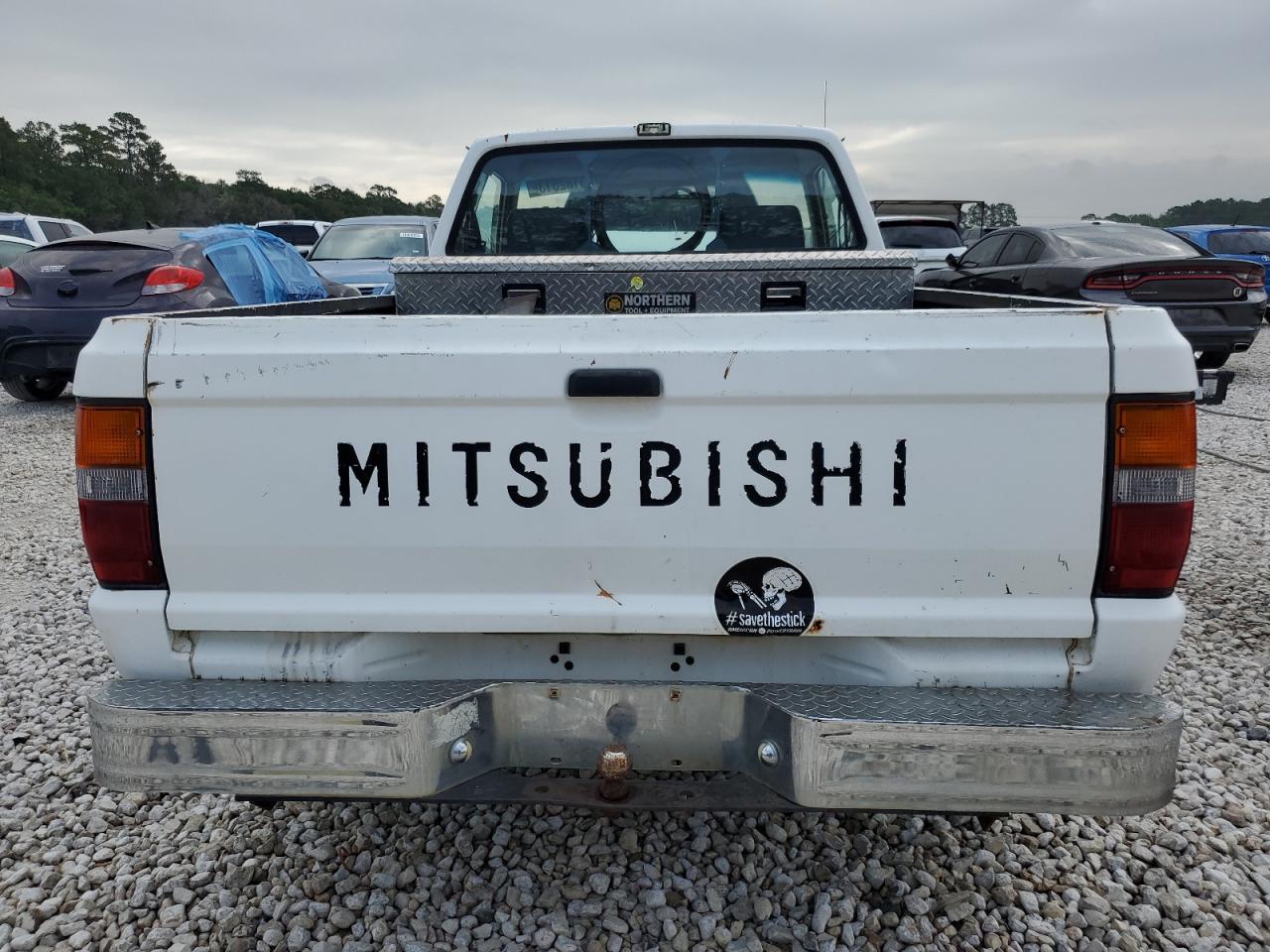 1992 Mitsubishi Mighty Max / S - Фото 6