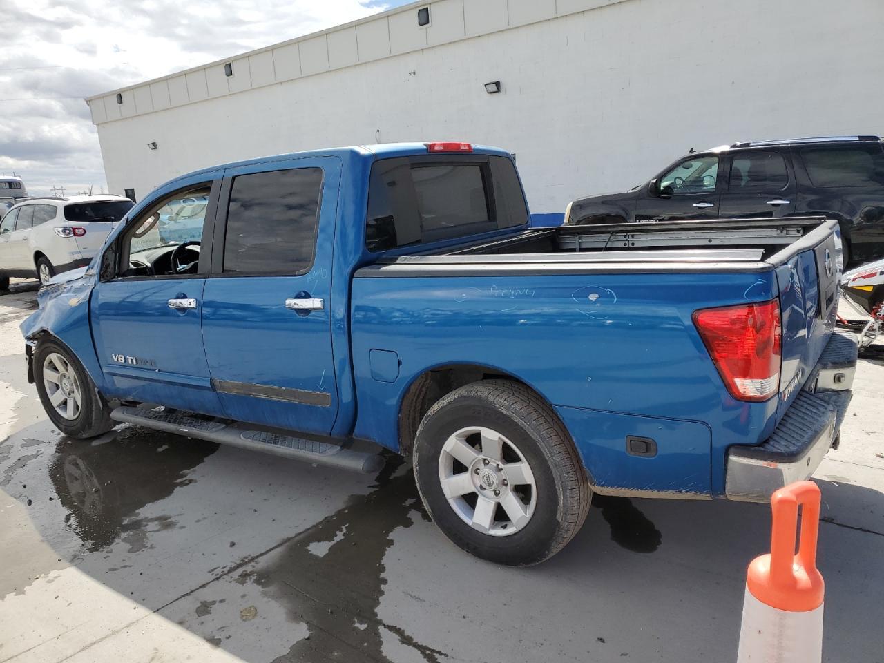 2005 Nissan Titan Xe - Фото 2