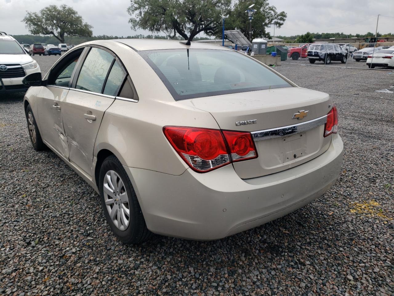 2011 Chev Cruze Lt - Фото 2