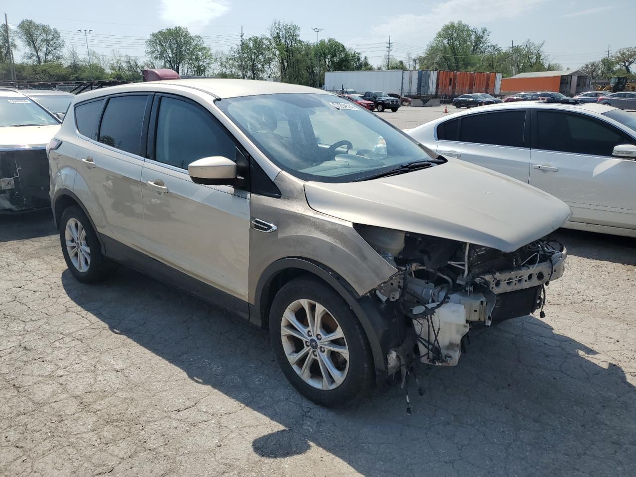 2017 Ford Escape Se - Фото 4